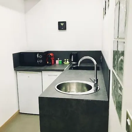 Le Madame Little Apartment